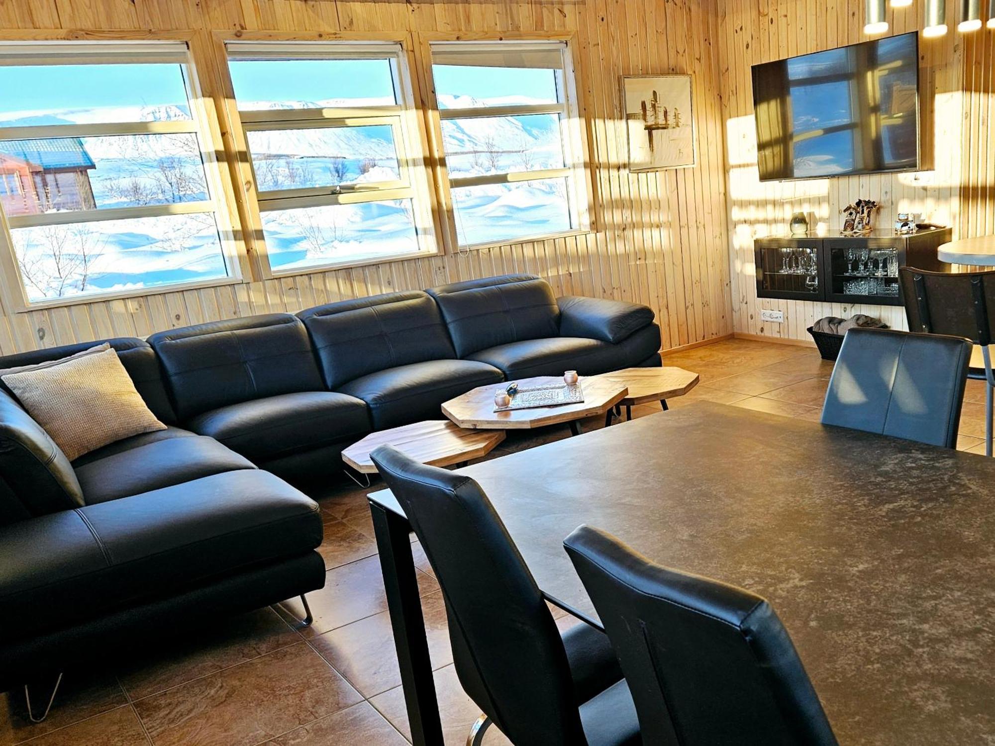 Aurora Vacation Homes Fagravik アークレイリ エクステリア 写真