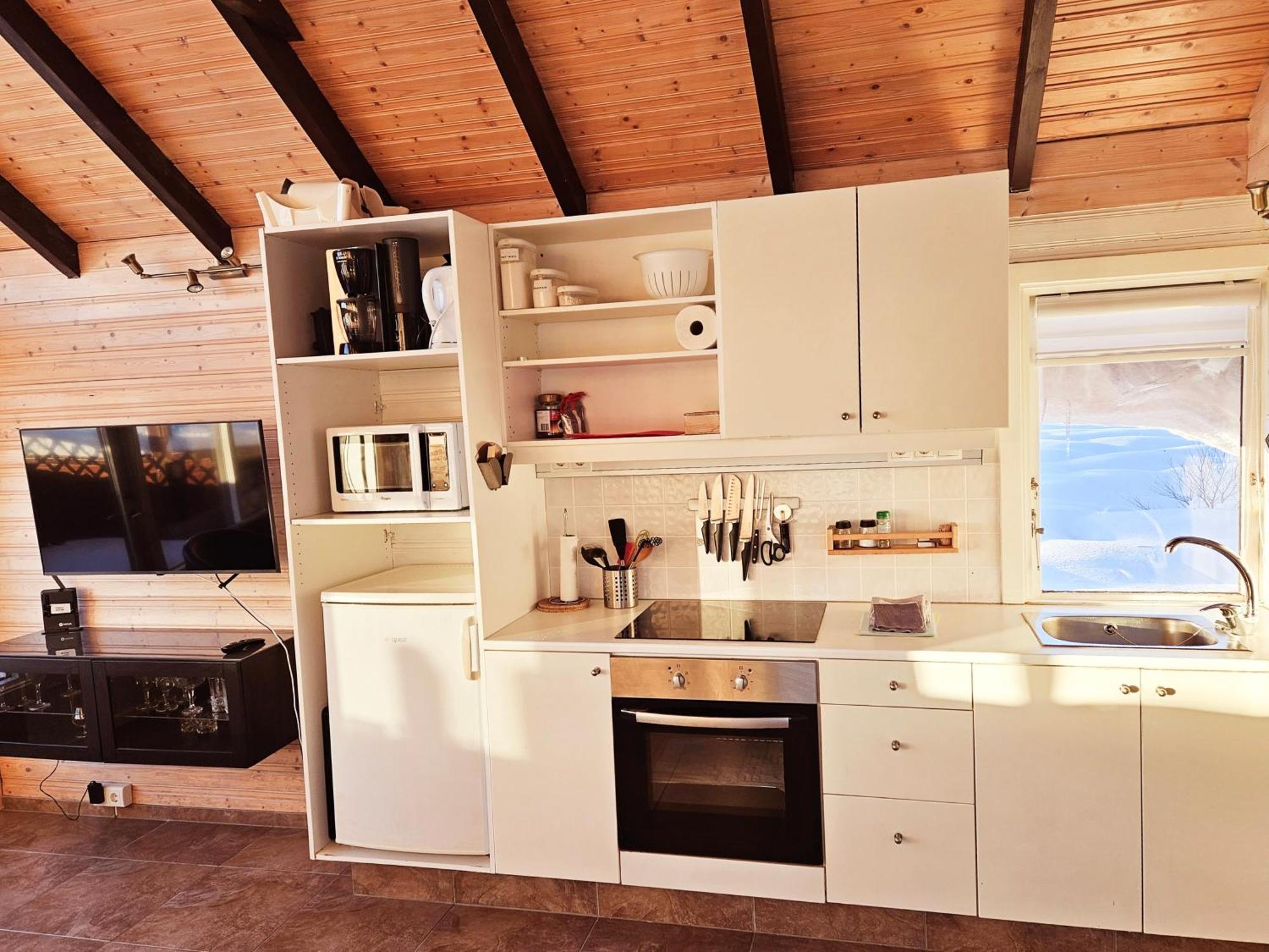 Aurora Vacation Homes Fagravik アークレイリ 部屋 写真